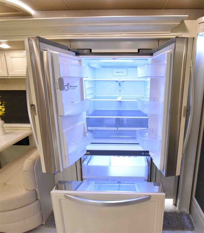 2022 TIFFIN ALLEGRO 45OP - Photo 25 - Orange, CA 92867