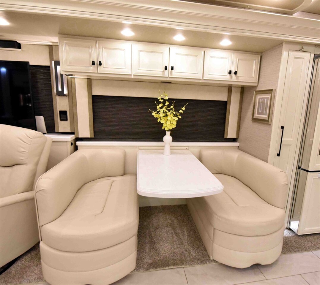 2022 TIFFIN ALLEGRO 45OP - Photo 19 - Orange, CA 92867