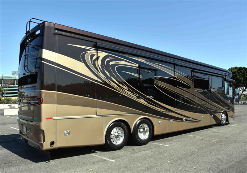 2022 TIFFIN ALLEGRO 45OP - Photo 3 - Orange, CA 92867