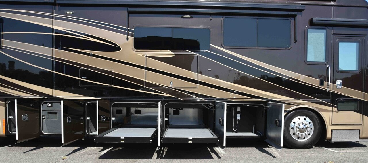 2022 TIFFIN ALLEGRO 45OP - Photo 11 - Orange, CA 92867