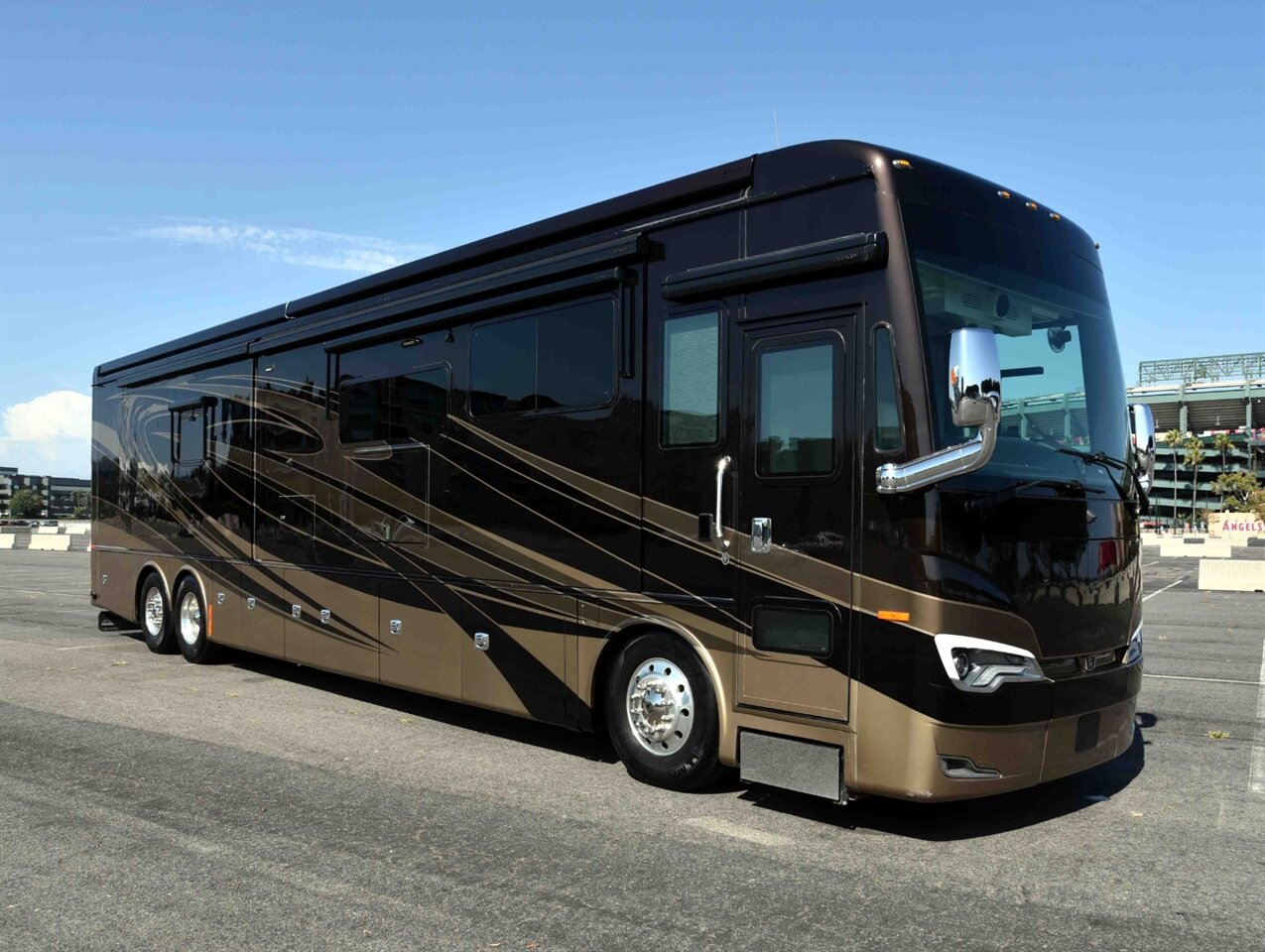 2022 TIFFIN ALLEGRO 45OP - Photo 6 - Orange, CA 92867