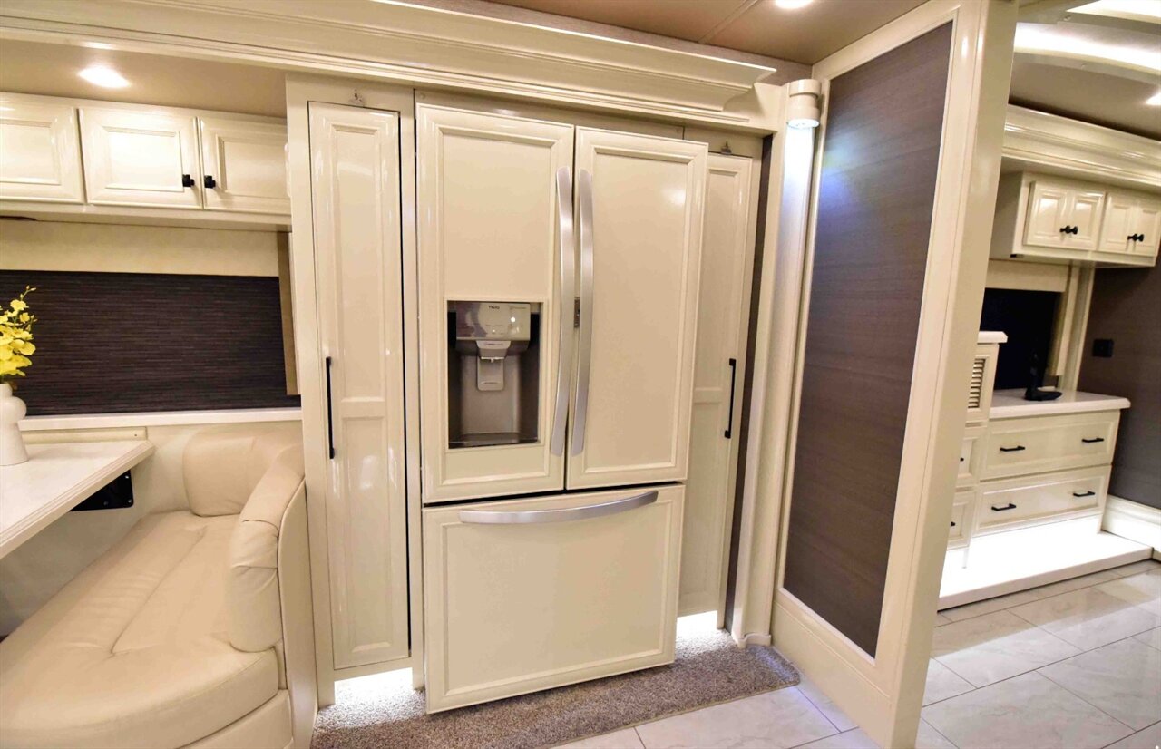 2022 TIFFIN ALLEGRO 45OP - Photo 24 - Orange, CA 92867