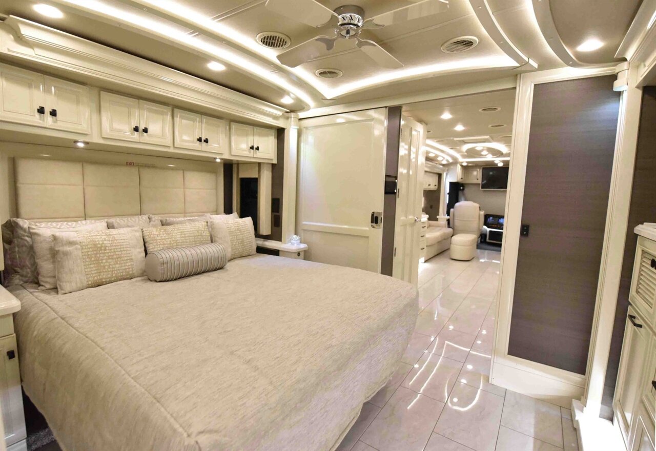 2022 TIFFIN ALLEGRO 45OP - Photo 31 - Orange, CA 92867