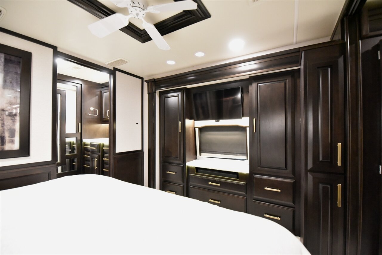 2022 Entegra Cornerstone   - Photo 43 - Orange, CA 92867