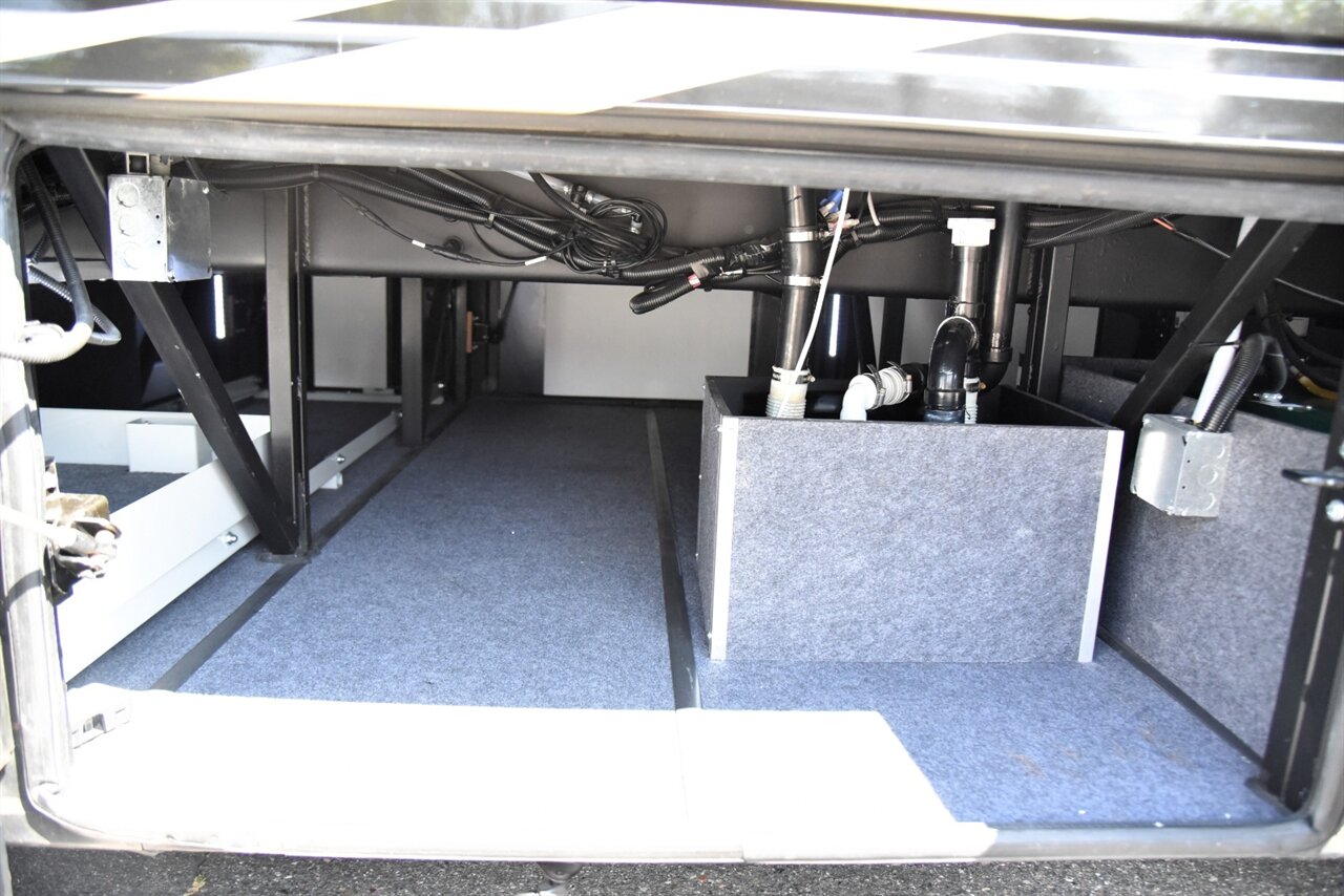 2021 Newmar Dutch Star 4363   - Photo 35 - Orange, CA 92867