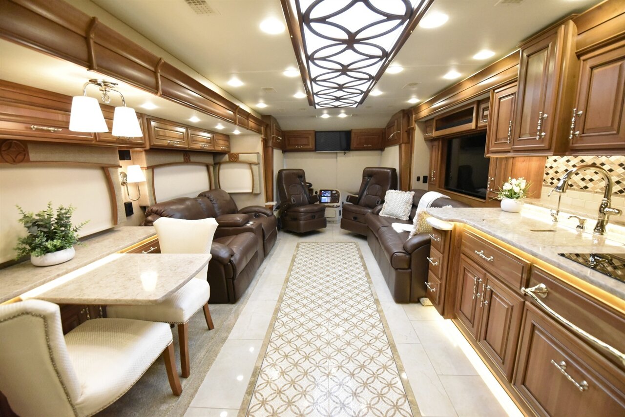 2018 Entegra Cornerstone 45W   - Photo 33 - Orange, CA 92867