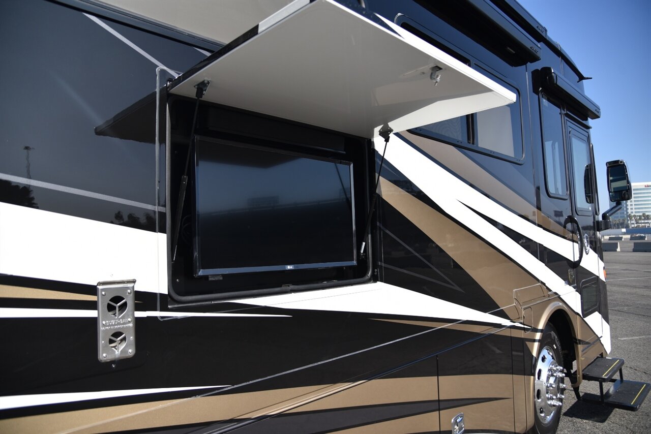 2023 Tiffin Allegro Red 33AA   - Photo 14 - Orange, CA 92867