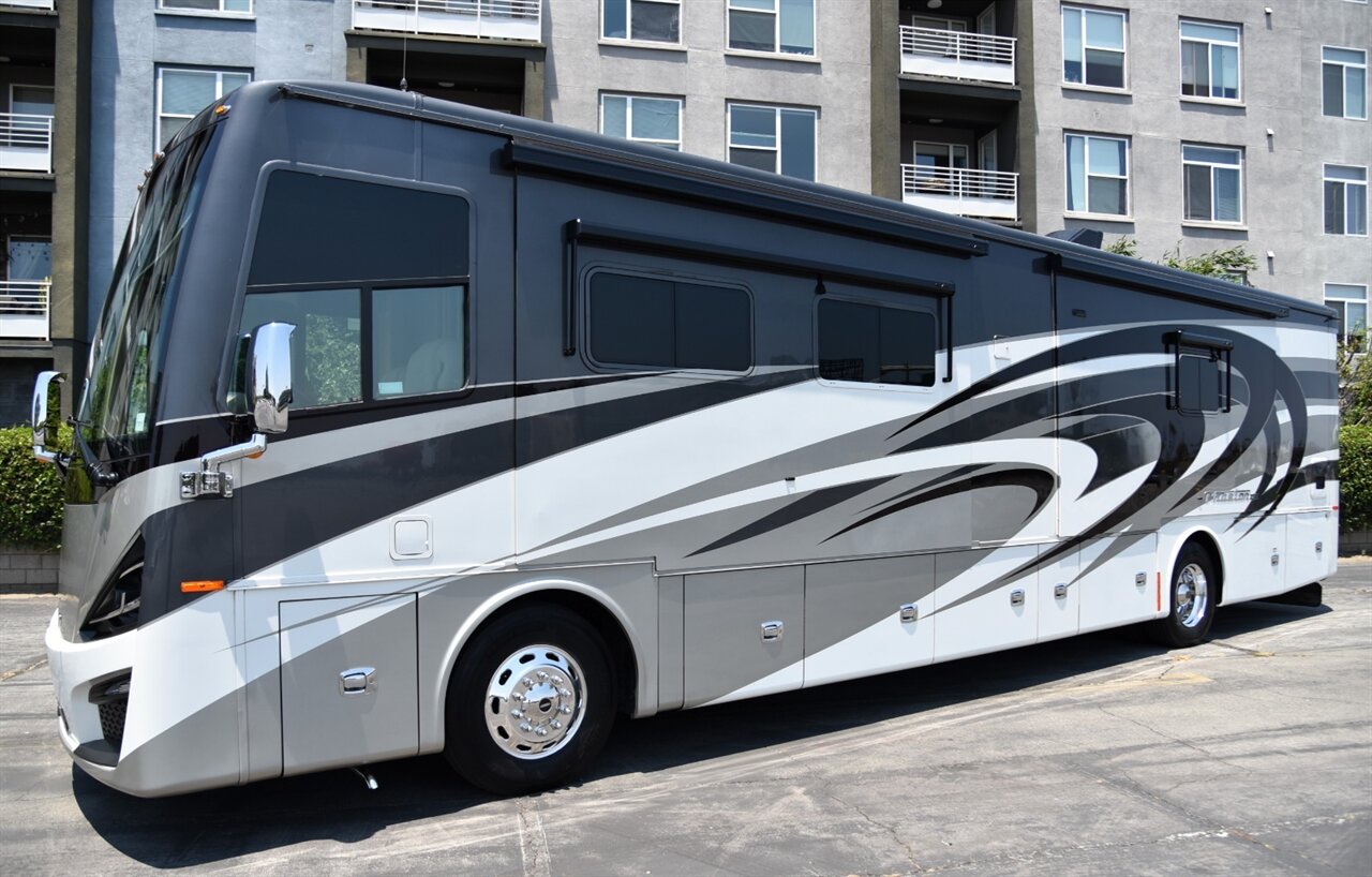 2021 TIFFIN PHAETON 40AH   - Photo 12 - Orange, CA 92867