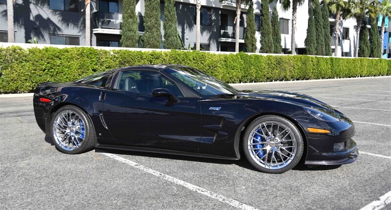 2009 Chevrolet Corvette ZR1   - Photo 4 - Orange, CA 92867