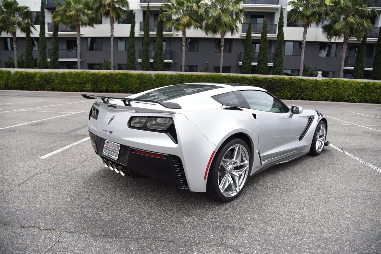 2019 Chevrolet Corvette ZR1   - Photo 9 - Orange, CA 92867