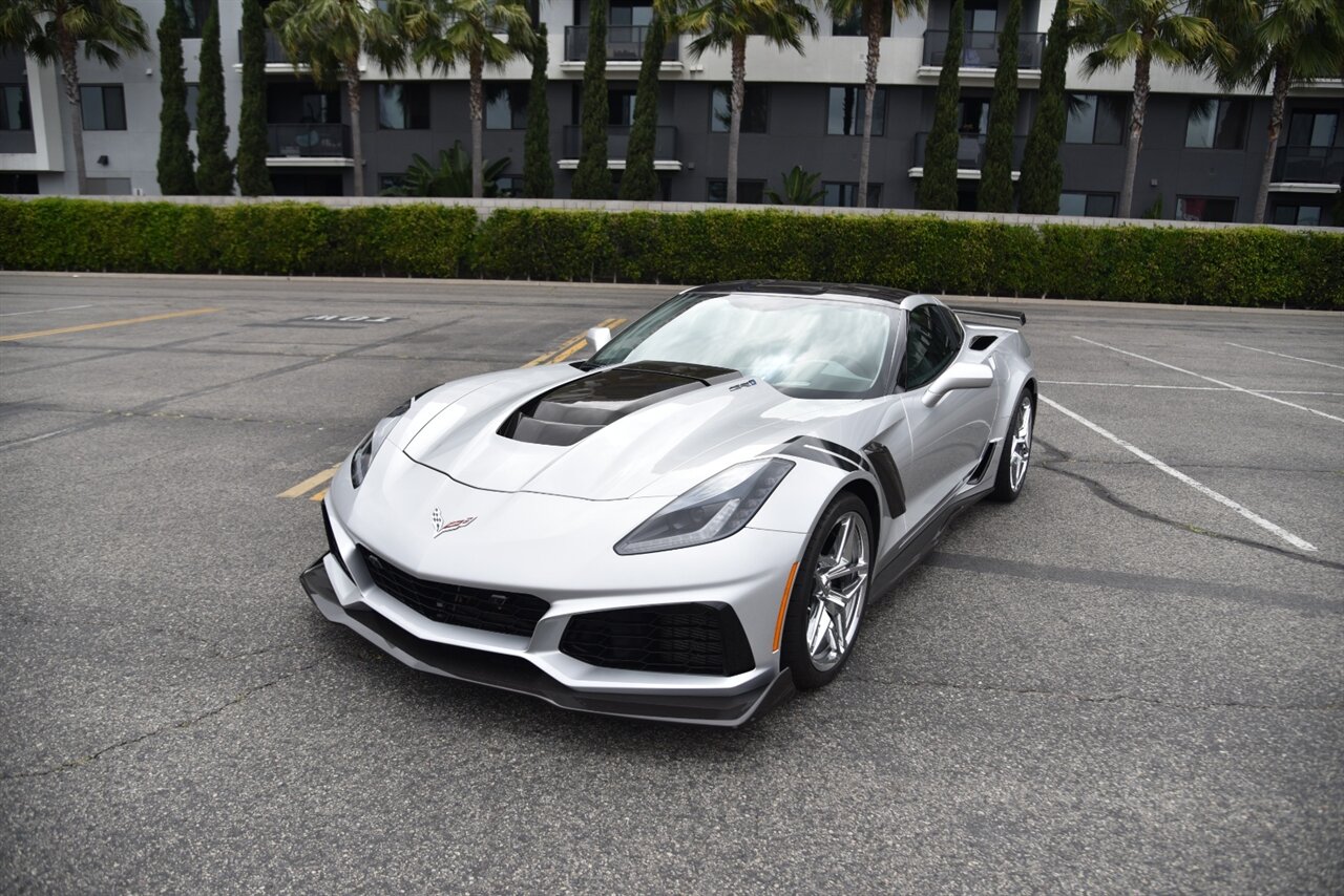 2019 Chevrolet Corvette ZR1   - Photo 6 - Orange, CA 92867