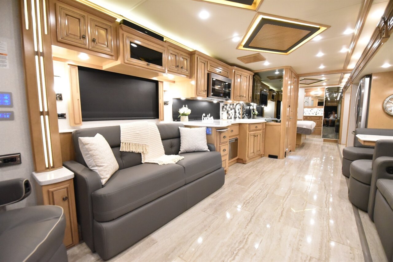 2020 Newmar Dutch Star 4081 - Photo 50 - Orange, CA 92867