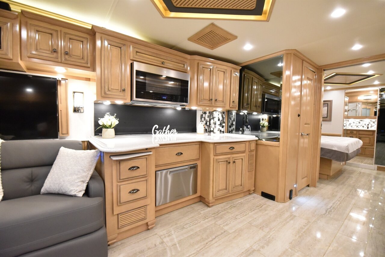 2020 Newmar Dutch Star 4081 - Photo 57 - Orange, CA 92867