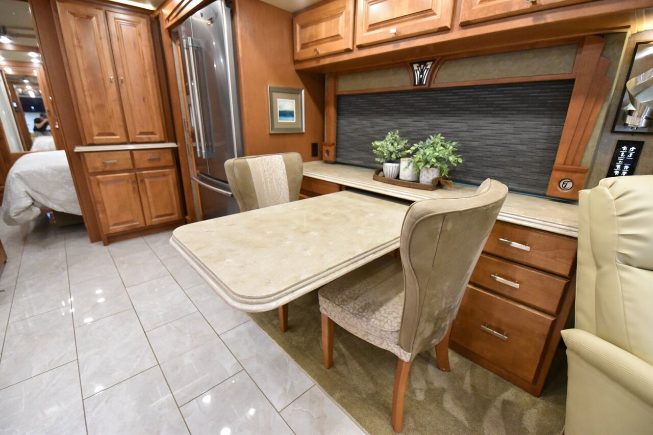2017 Tiffin Phaeton 40QBH - Photo 63 - Orange, CA 92867