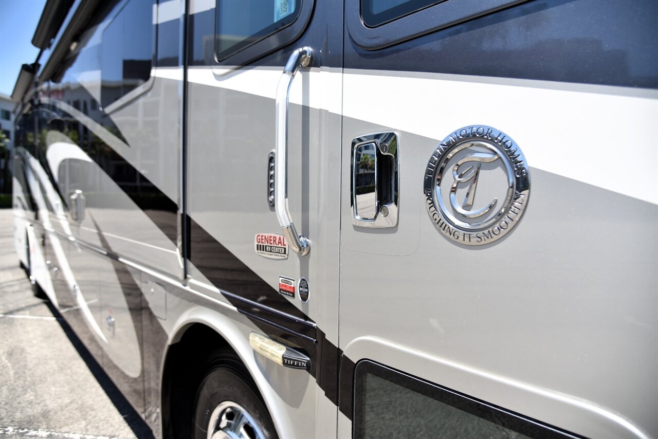 2017 Tiffin Phaeton 40QBH - Photo 20 - Orange, CA 92867
