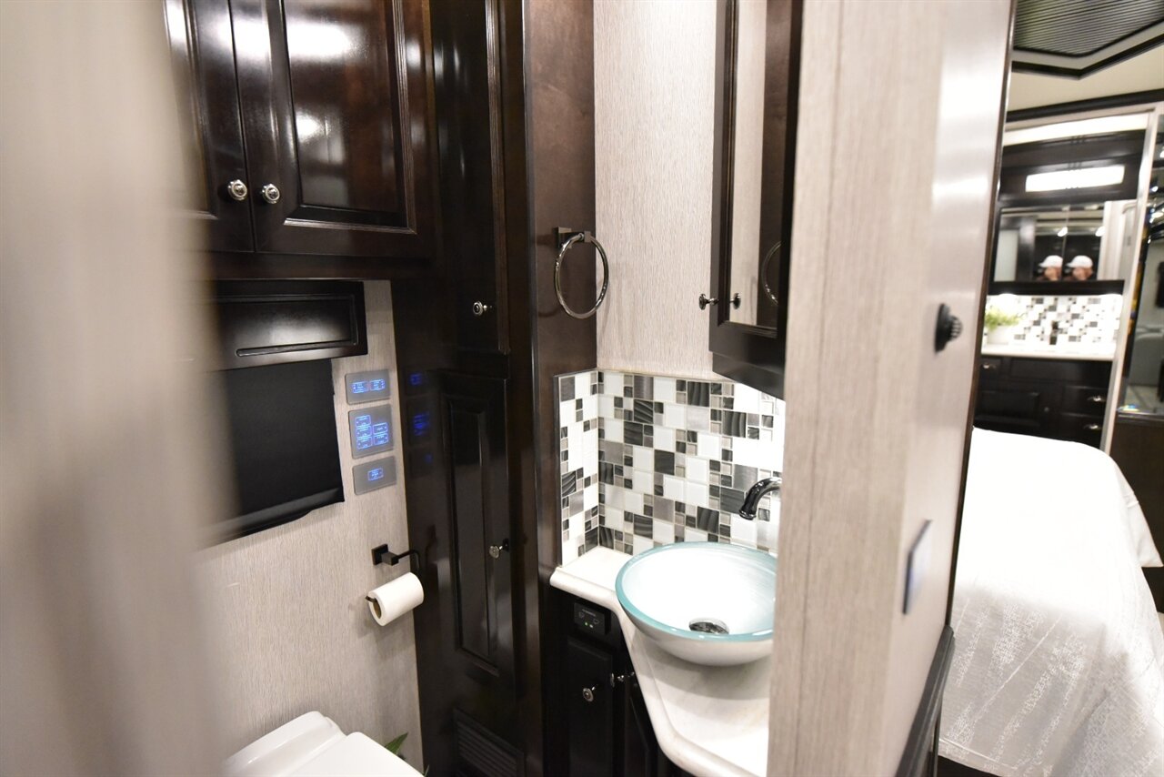 2022 Newmar Dutch Star   - Photo 67 - Orange, CA 92867