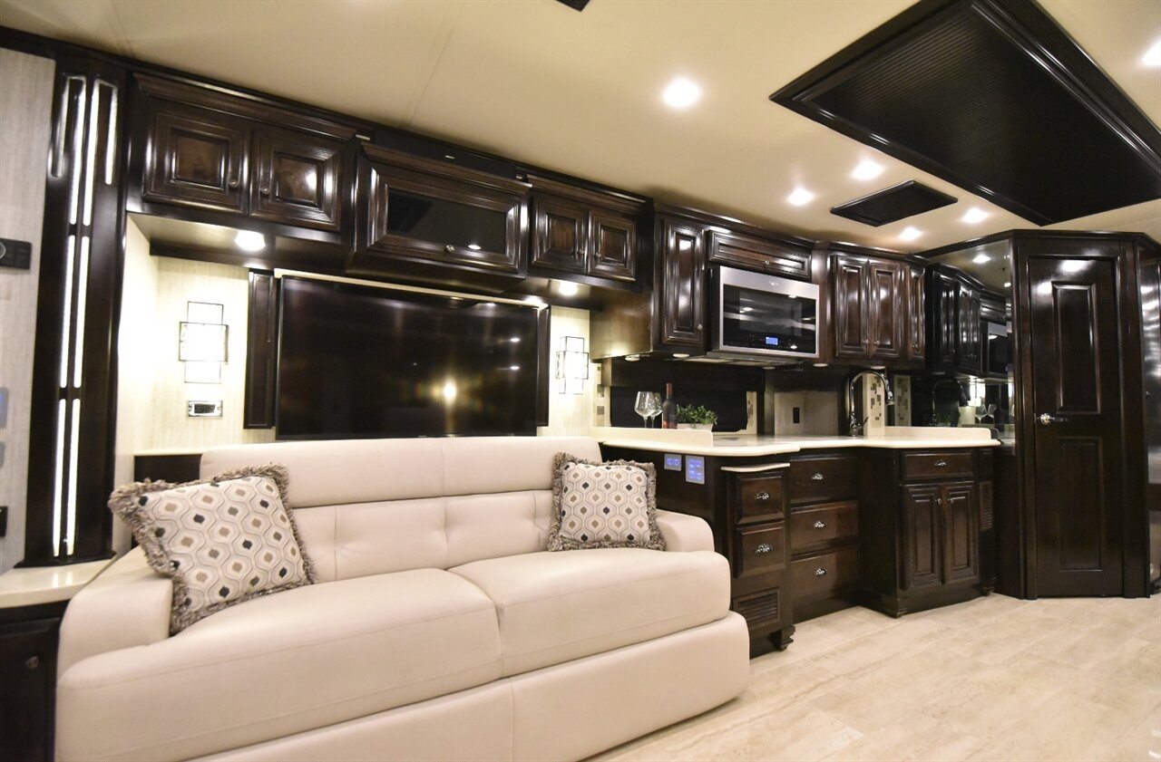 2019 Newmar Dutch Star - Photo 43 - Orange, CA 92867