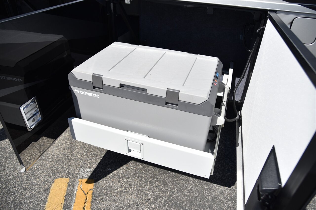 2019 Newmar Dutch Star - Photo 23 - Orange, CA 92867