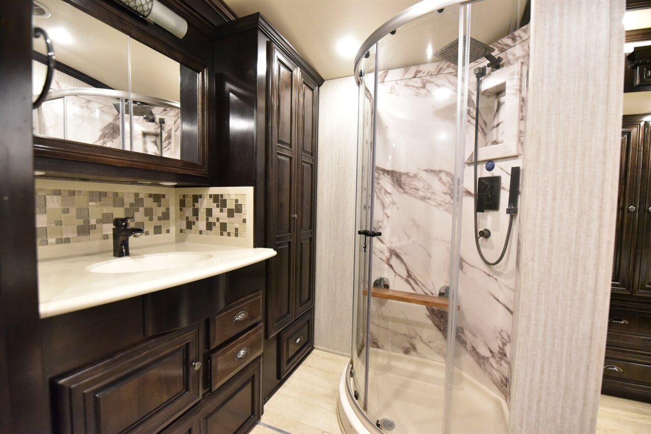 2019 Newmar Dutch Star - Photo 64 - Orange, CA 92867