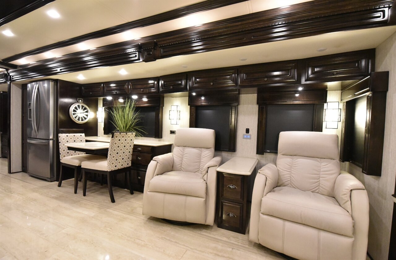 2019 Newmar Dutch Star - Photo 44 - Orange, CA 92867