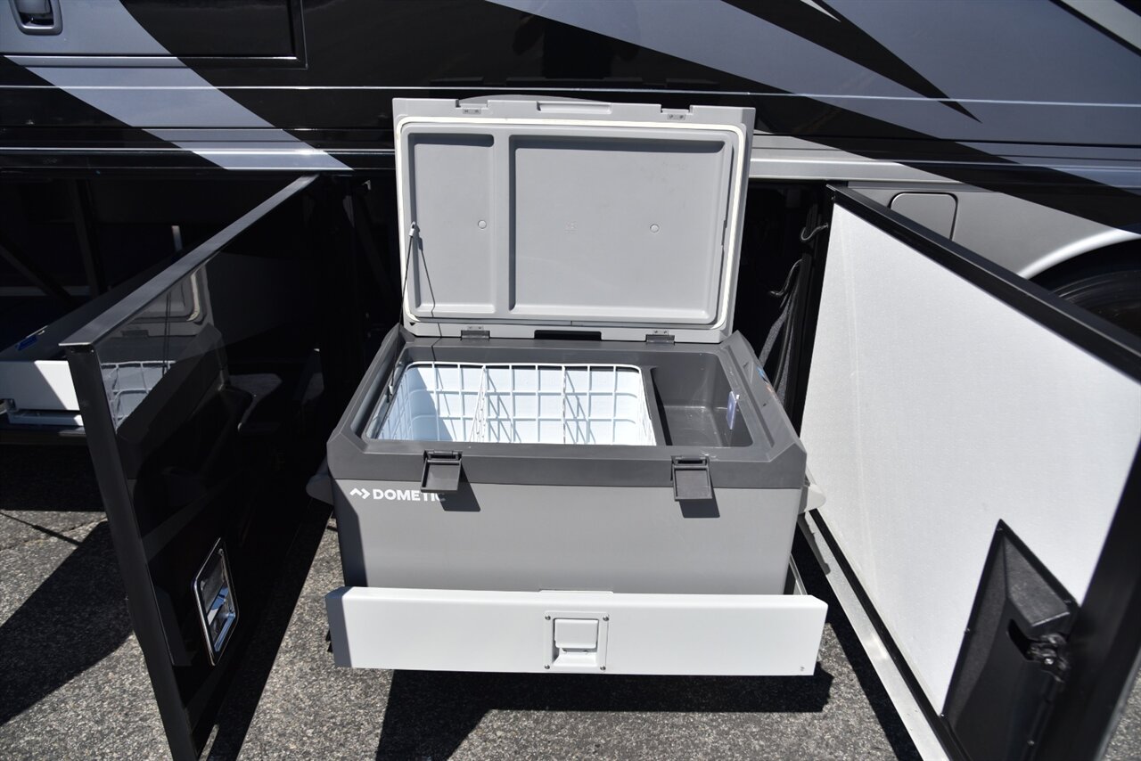 2019 Newmar Dutch Star - Photo 24 - Orange, CA 92867