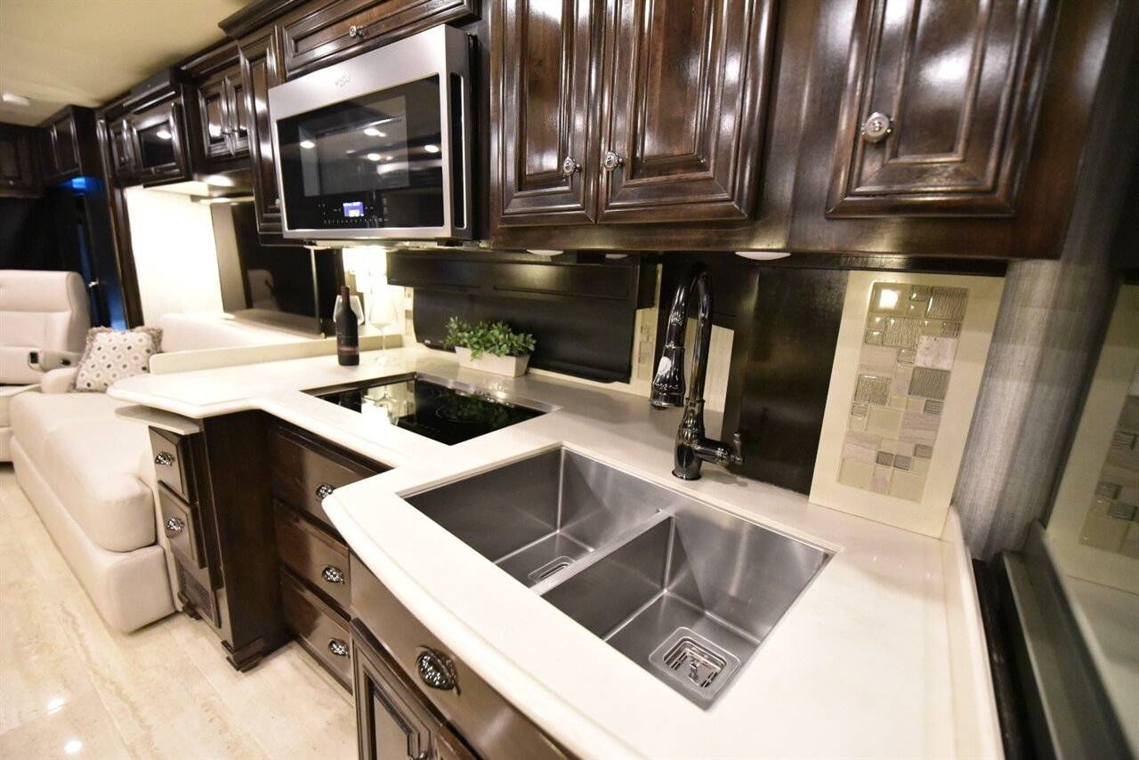 2019 Newmar Dutch Star - Photo 50 - Orange, CA 92867