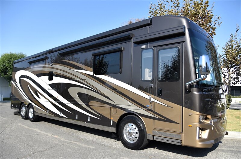 2019 Newmar Dutch Star 4369   - Photo 4 - Orange, CA 92867