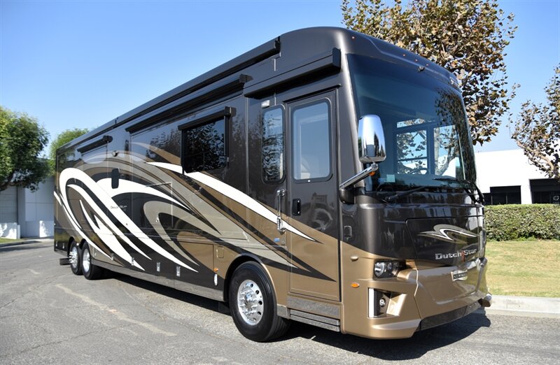 2019 Newmar Dutch Star 4369   - Photo 3 - Orange, CA 92867