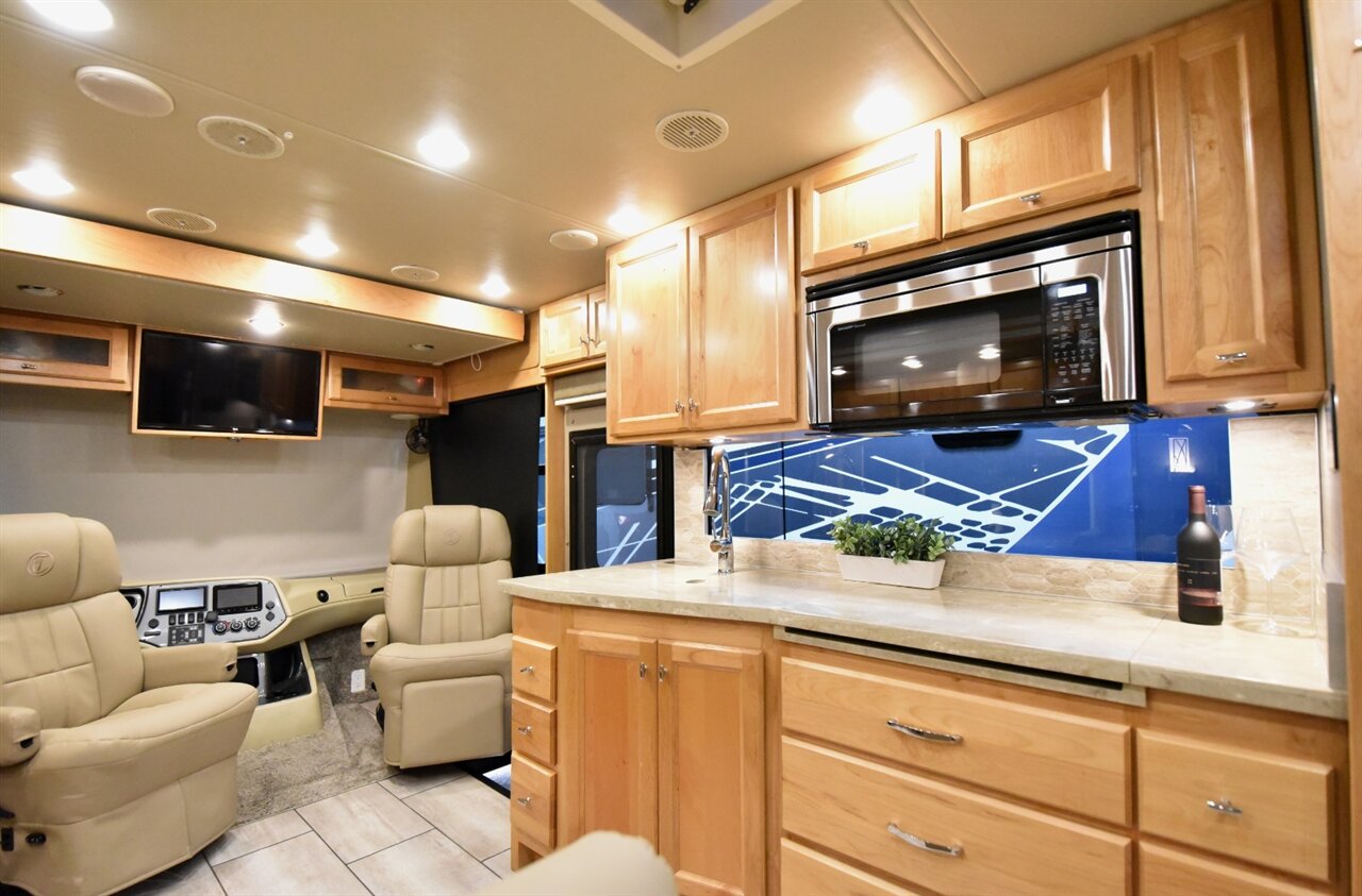 2021 Tiffin Open Road   - Photo 21 - Orange, CA 92867