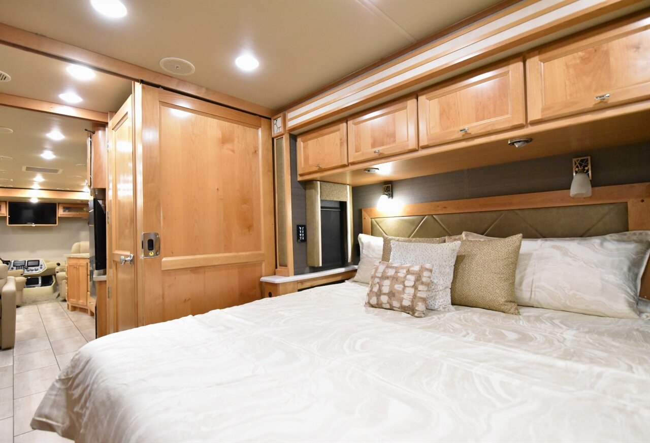 2021 Tiffin Open Road   - Photo 34 - Orange, CA 92867