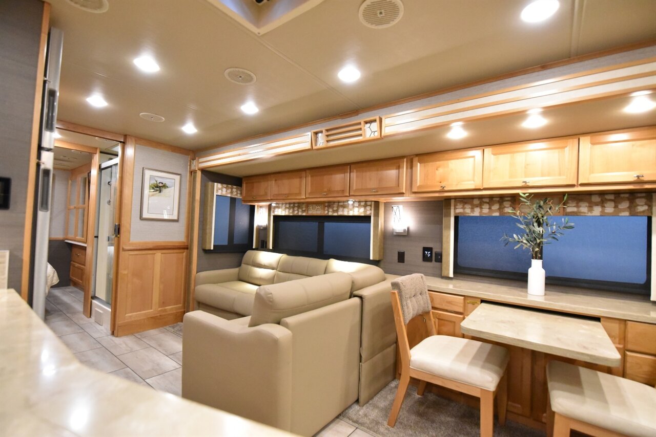 2021 Tiffin Open Road   - Photo 28 - Orange, CA 92867