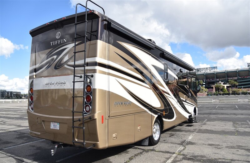 2021 Tiffin Open Road  