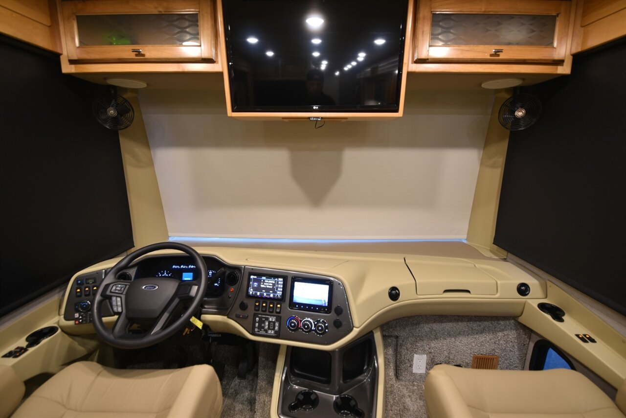 2021 Tiffin Open Road   - Photo 10 - Orange, CA 92867