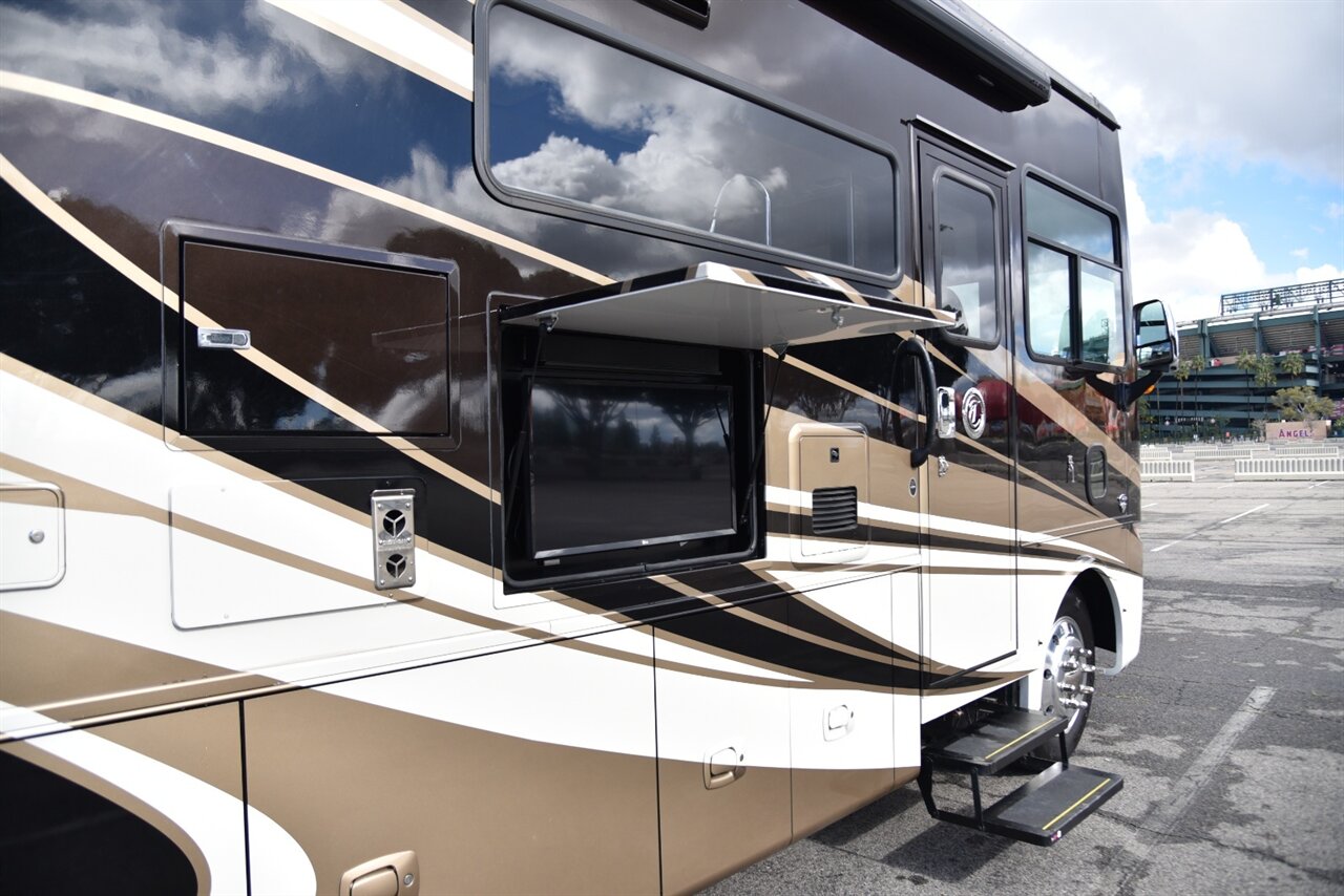 2021 Tiffin Open Road   - Photo 10 - Orange, CA 92867