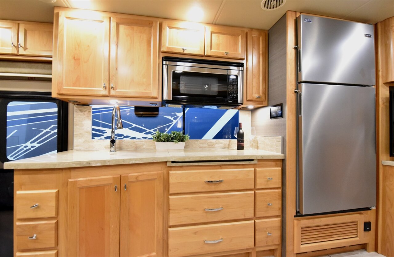 2021 Tiffin Open Road   - Photo 20 - Orange, CA 92867