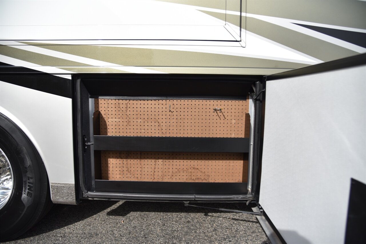 2022 Newmar Dutch Star 4369   - Photo 27 - Orange, CA 92867