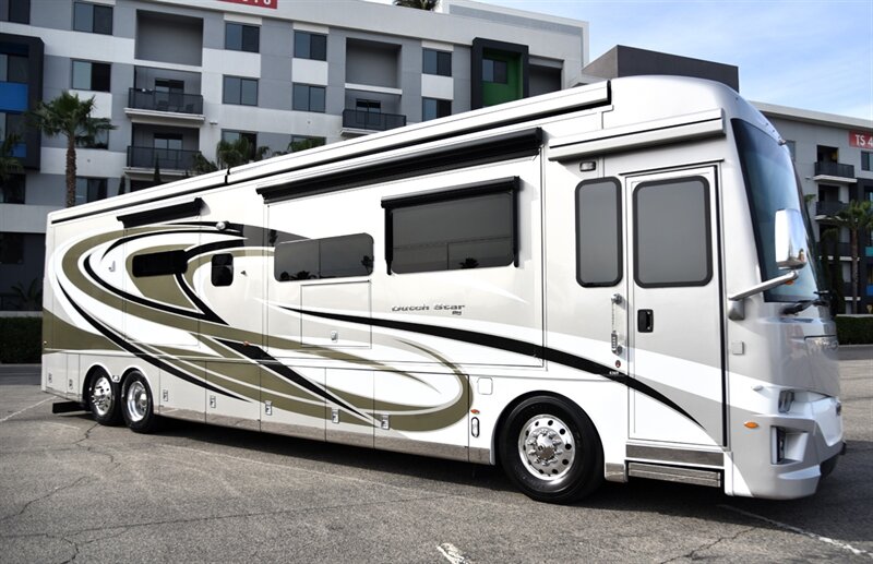 2022 Newmar Dutch Star 4369   - Photo 4 - Orange, CA 92867