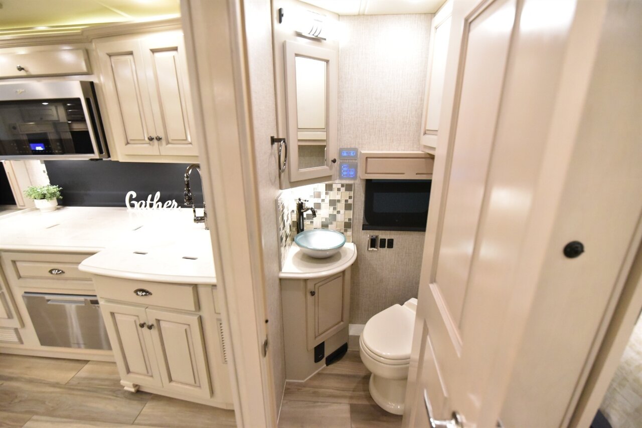 2022 Newmar Dutch Star 4369   - Photo 53 - Orange, CA 92867