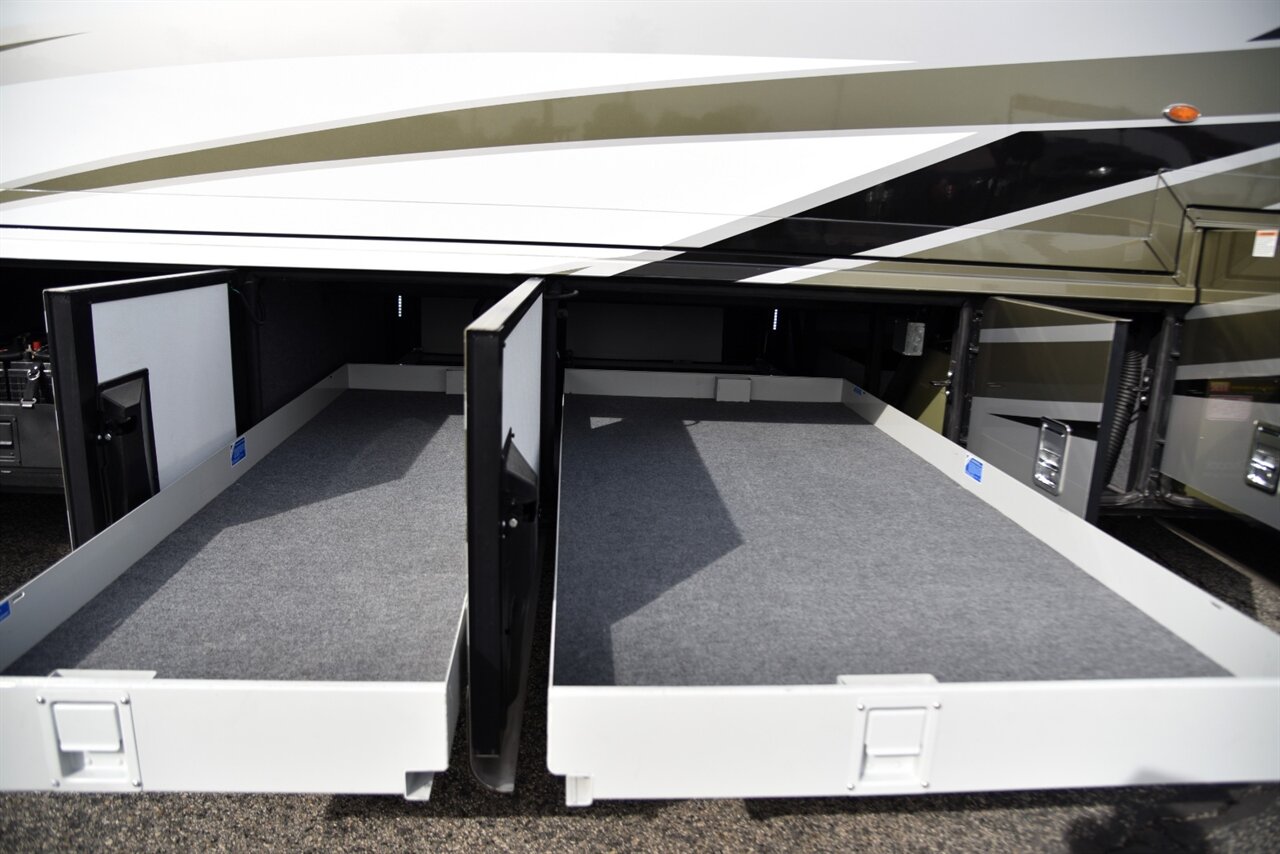 2022 Newmar Dutch Star 4369   - Photo 17 - Orange, CA 92867