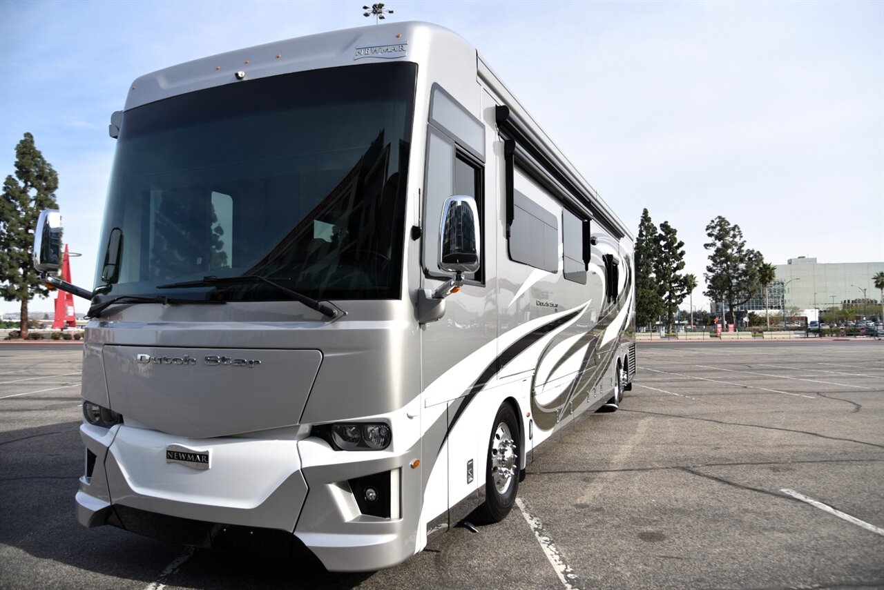 2022 Newmar Dutch Star 4369   - Photo 10 - Orange, CA 92867