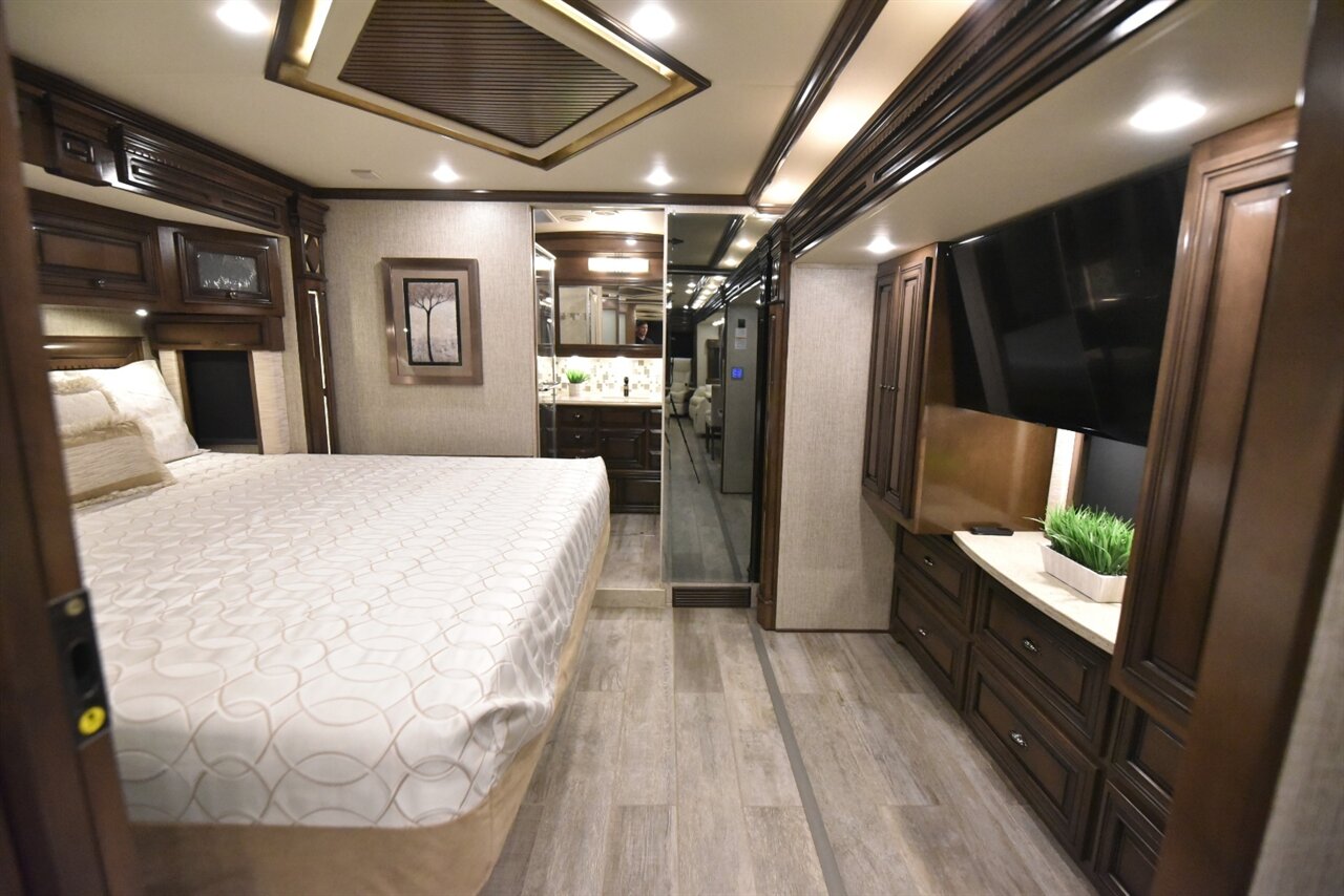 2020 Newmar Dutchstar 4081   - Photo 43 - Orange, CA 92867