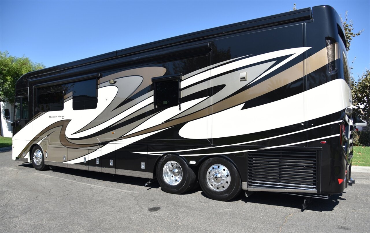 2020 Newmar Dutchstar - Photo 6 - Orange, CA 92867