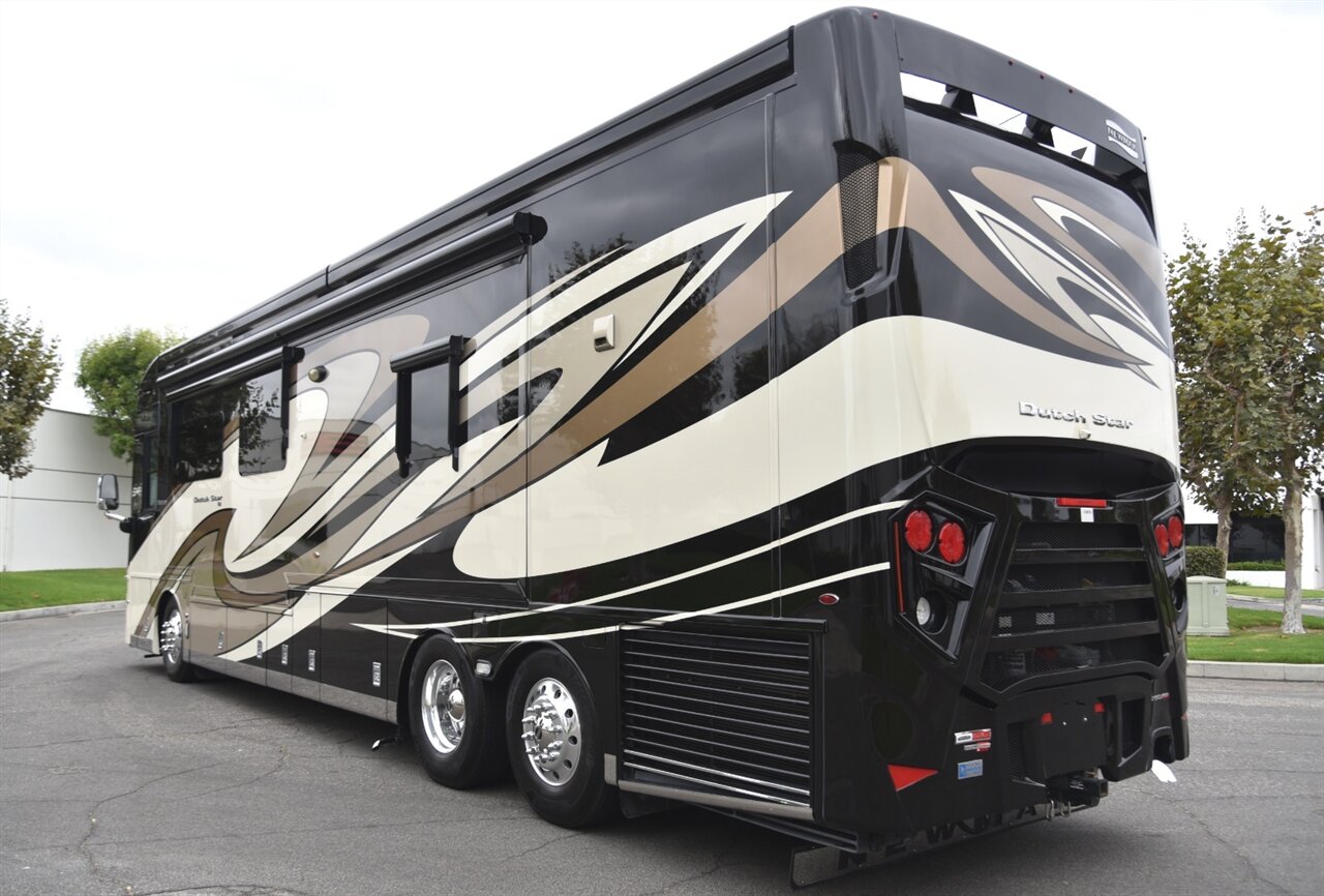 2020 Newmar Dutchstar 4081   - Photo 5 - Orange, CA 92867