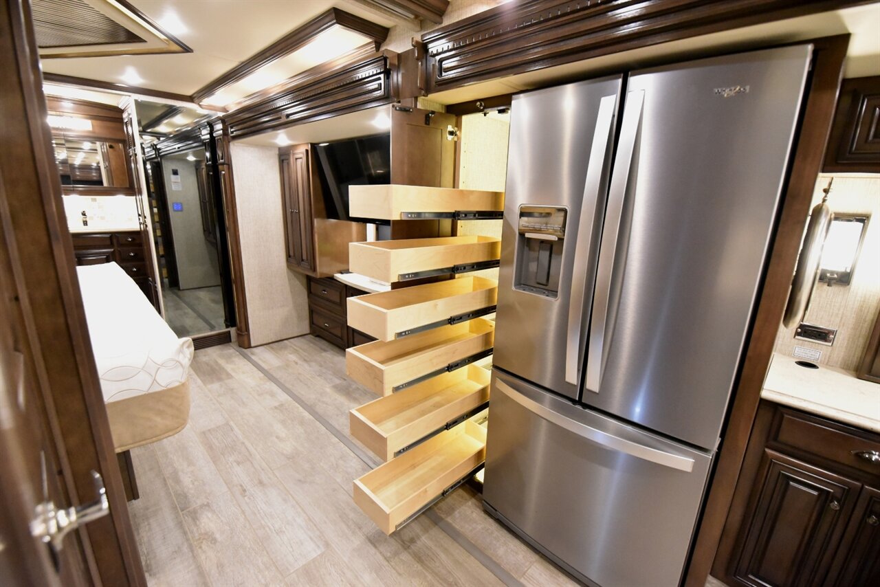 2020 Newmar Dutchstar 4081   - Photo 40 - Orange, CA 92867