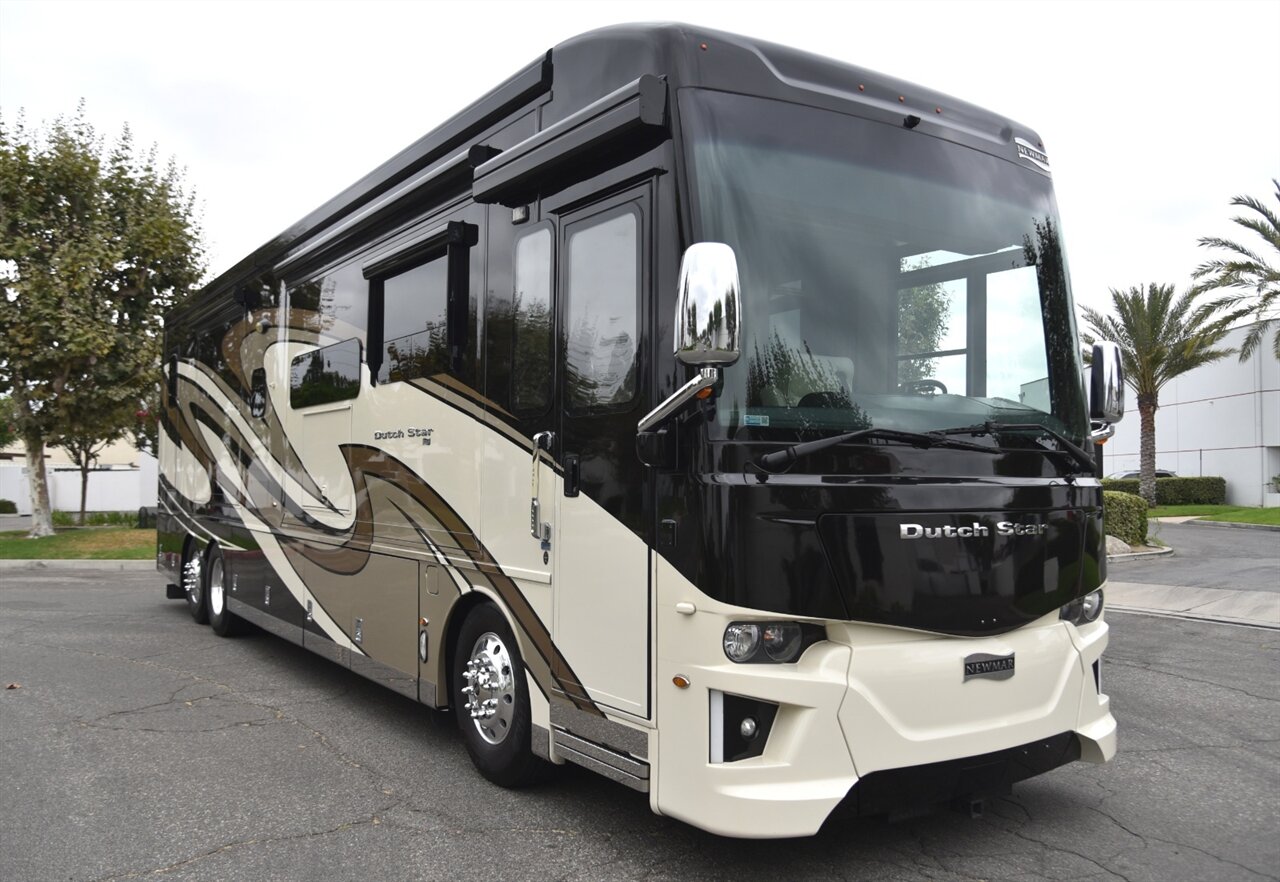 2020 Newmar Dutchstar 4081   - Photo 10 - Orange, CA 92867