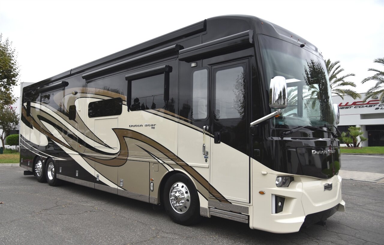 2020 Newmar Dutchstar 4081   - Photo 11 - Orange, CA 92867
