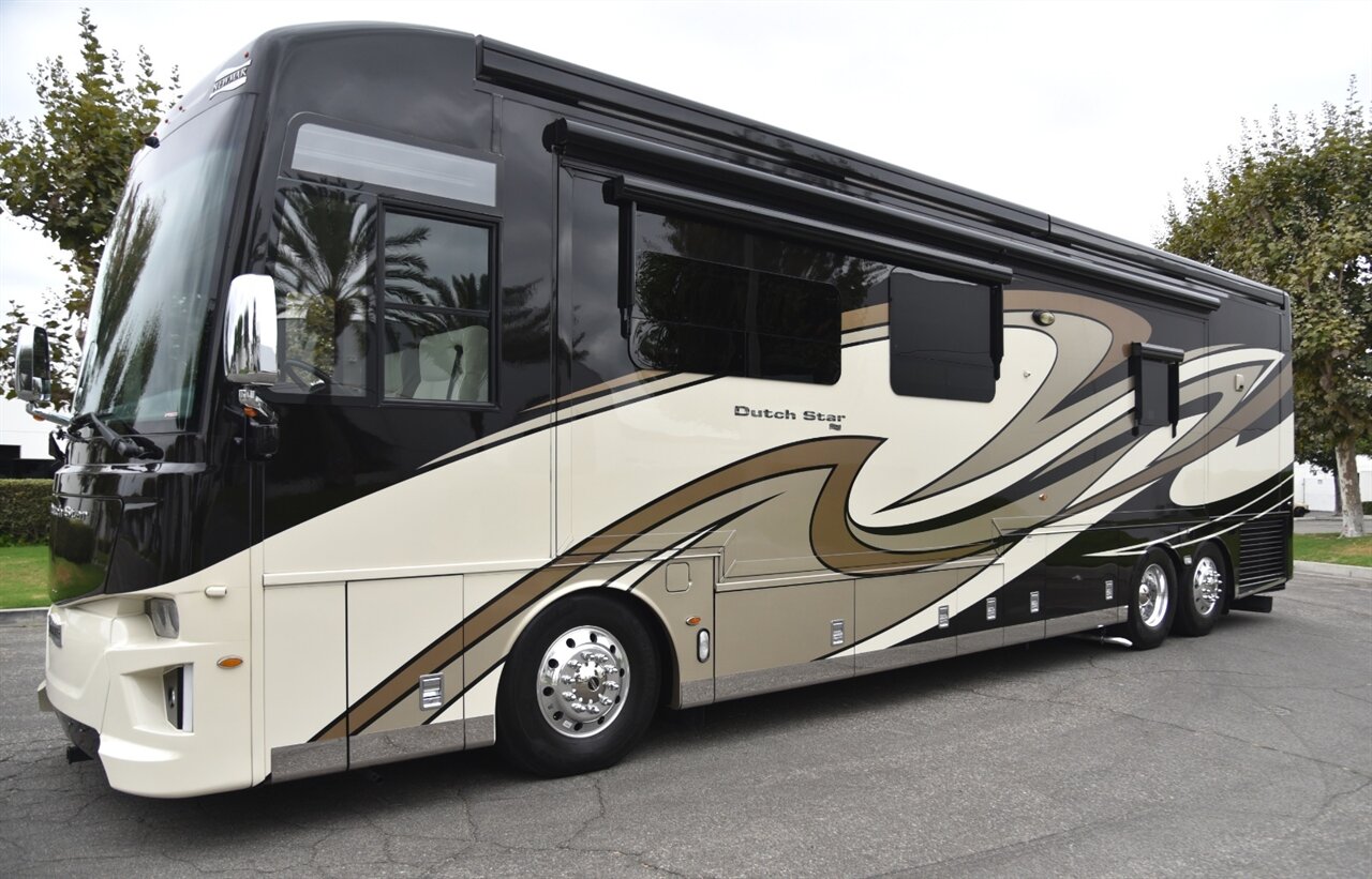 2020 Newmar Dutchstar 4081   - Photo 7 - Orange, CA 92867