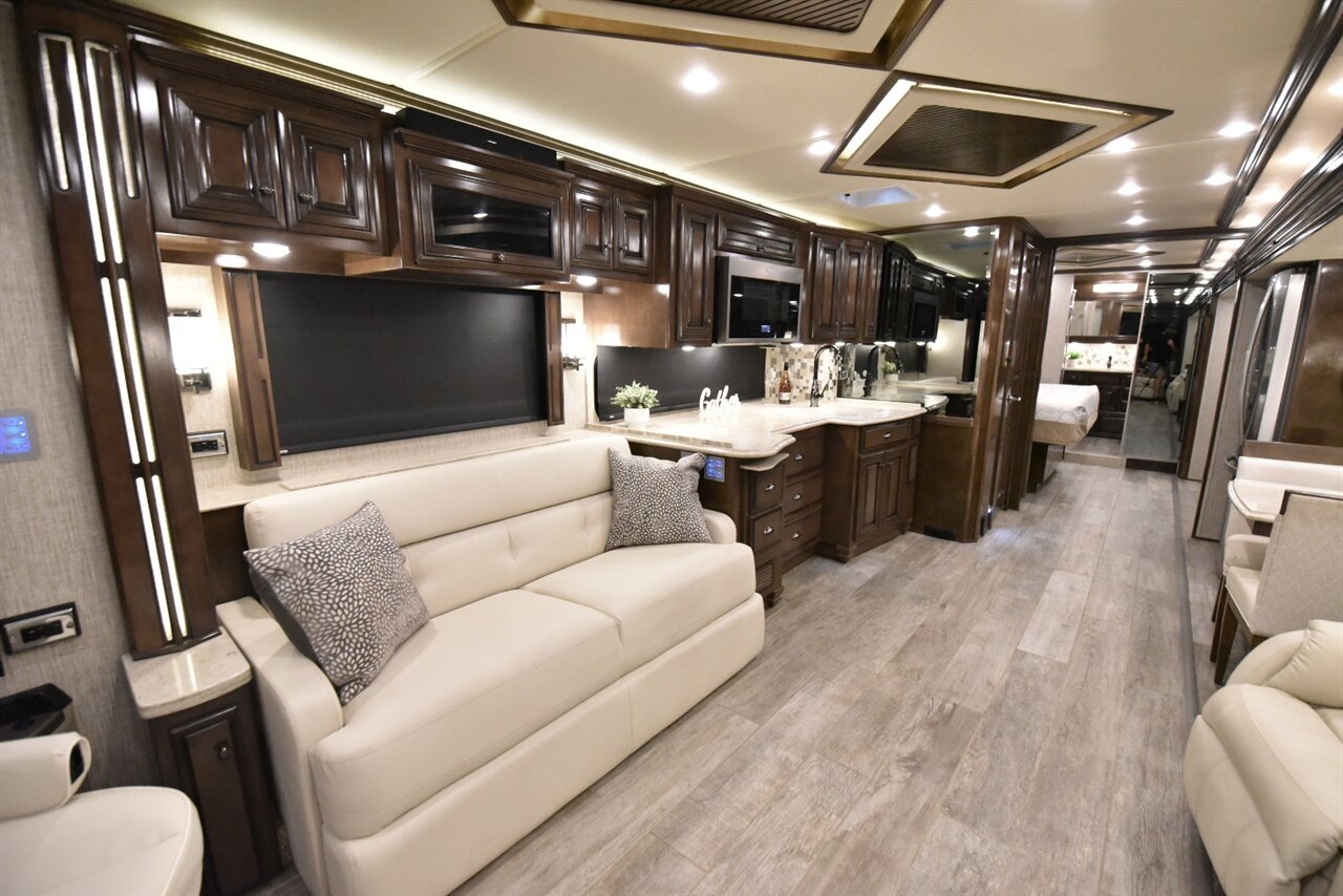 2020 Newmar Dutchstar 4081   - Photo 27 - Orange, CA 92867