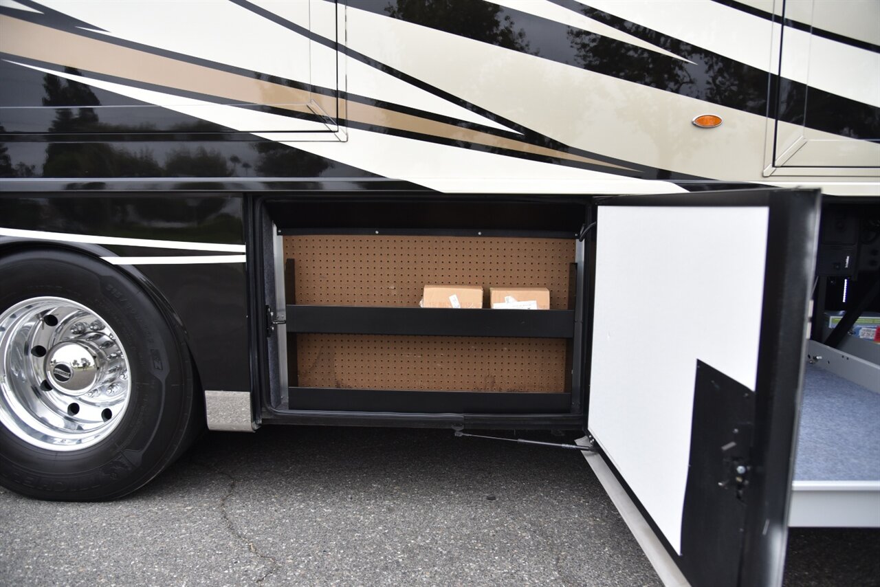2020 Newmar Dutchstar 4081   - Photo 19 - Orange, CA 92867