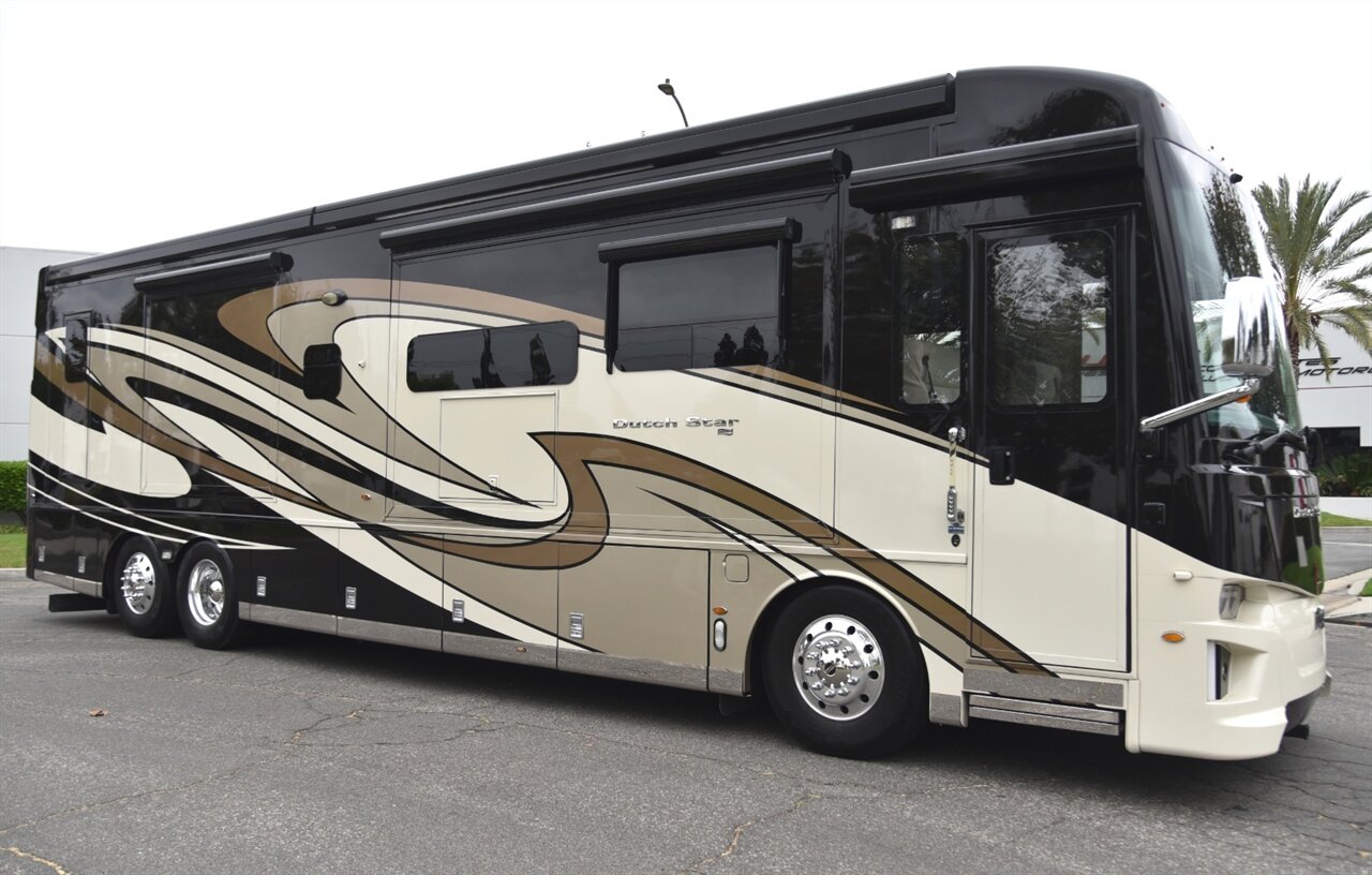 2020 Newmar Dutchstar 4081   - Photo 12 - Orange, CA 92867